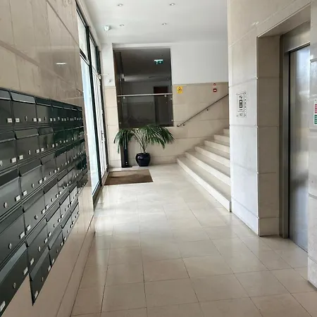 Areeiro Apartamento *